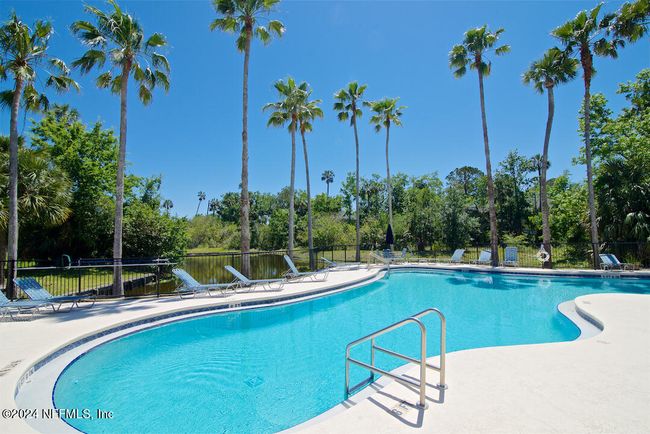 202 - 1800 The Greens Way, Condo with 3 bedrooms, 2 bathrooms and null parking in Jacksonville Beach FL | Image 32