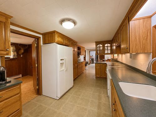 561 Sheldon Brook Rd, Lyndonville, VT, 05851-8522 | Card Image
