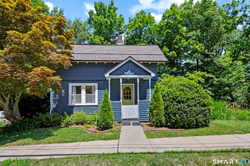 36 Hunting Hill Avenue, Middletown, CT, 06457 | Card Image