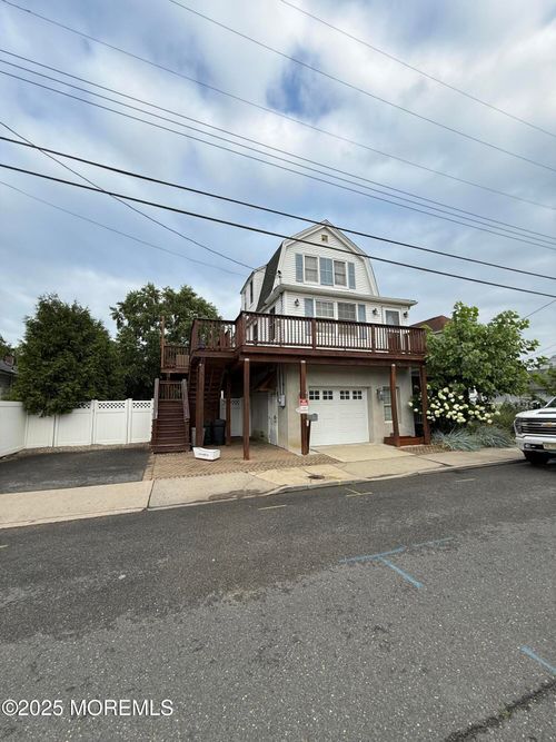 66 Seadrift Ave, Highlands, NJ, 07732-1530 | Card Image