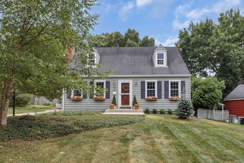 143 W South St, Worthington, OH, 43085-3504 | Card Image