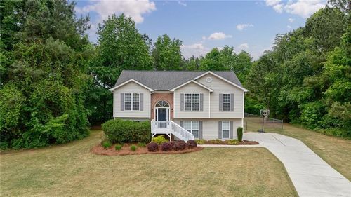136 Silverstone Cir, Jefferson, GA, 30549-6964 | Card Image