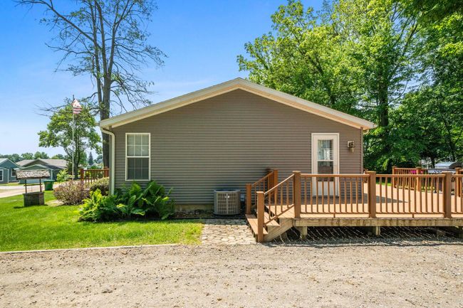 61738 Lake View Dr, House other with 3 bedrooms, 2 bathrooms and null parking in Cassopolis MI | Image 6