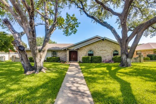 2913 Dartmouth Dr, Plano, TX, 75075-7609 | Card Image