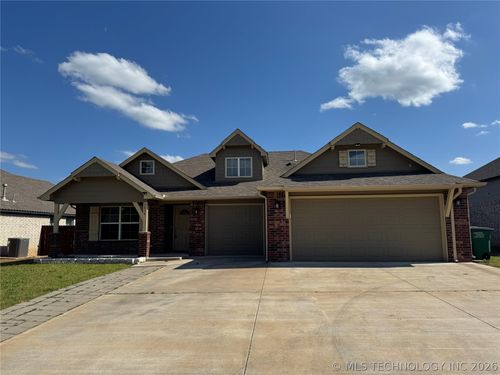 3416 E 143rd Pl S, Bixby, OK, 74008-1156 | Card Image