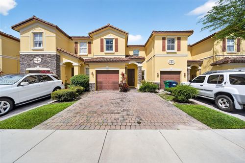 8766 Nw 112th Path, Doral, FL, 33178-5615 | Card Image