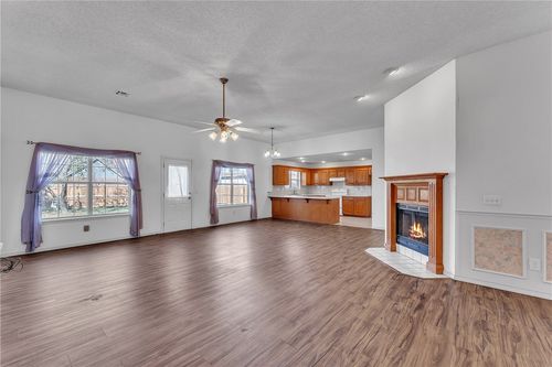 3407 Mockingbird Ln, Rogers, AR, 72756-9101 | Card Image