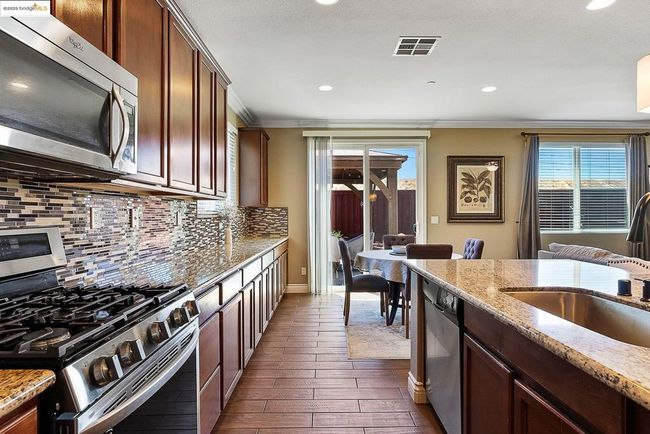 1525 Sycamore Dr, House other with 4 bedrooms, 2 bathrooms and 2 parking in Oakley CA | Image 32