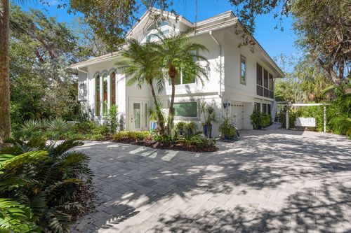 360 Gumbo Limbo Ln, MARCO ISLAND, FL, 34145-1865 | Card Image
