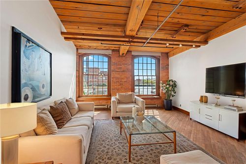 apt-217-555 S Water St, Providence, RI, 02903-4372 | Card Image