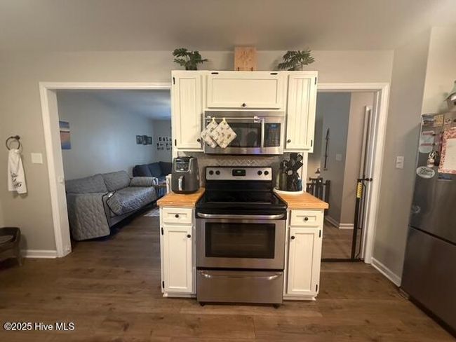 7098 E Fork Rd, House other with 3 bedrooms, 2 bathrooms and 2 parking in High Point NC | Image 13