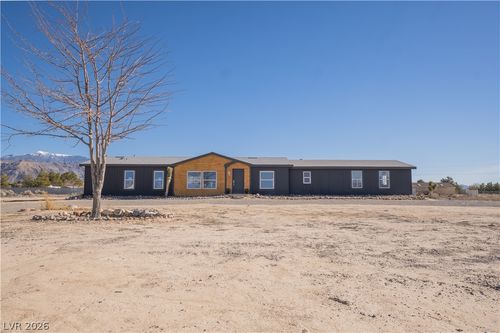 3891 Peggy Ave, Pahrump, NV, 89048-6469 | Card Image