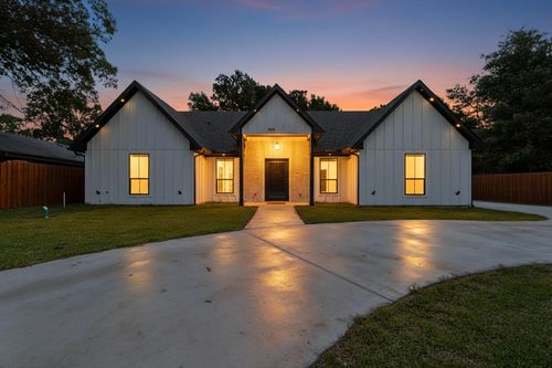 404 Luzon St, Tool, TX, 75143-1338 | Card Image