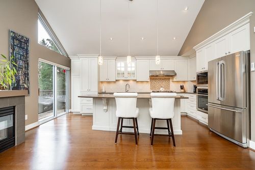 22-4055 Indian River Dr, North Vancouver, BC, V7G2R7 | Card Image