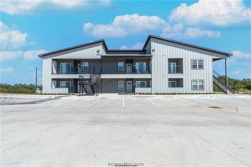 621-1326 Prairie Dr, Bryan, TX, 77803-5199 | Card Image