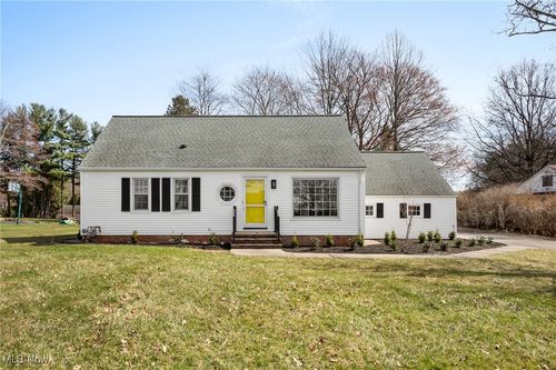 5205 Harper Rd, Solon, OH, 44139-1571 | Card Image