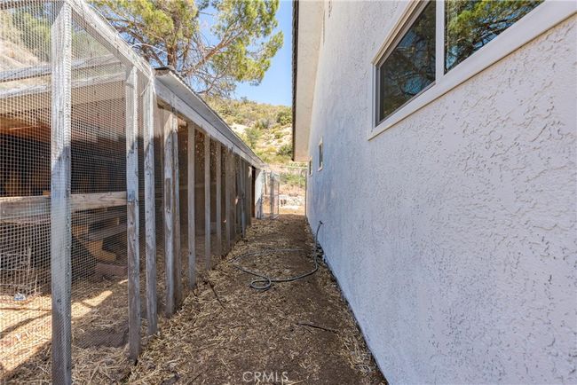 26865 Elizabeth Lake Rd, House other with 2 bedrooms, 2 bathrooms and 2 parking in Lake Hughes CA | Image 45