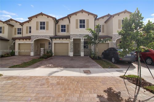 2729 Se 25th Ave, Homestead, FL, 33035-2630 | Card Image