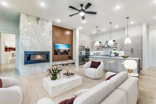 742-2929 Oak Lawn Ave, Dallas, TX, 75219-5754 | Card Image