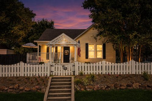 919 S Tennessee St, Mckinney, TX, 75069-6611 | Card Image