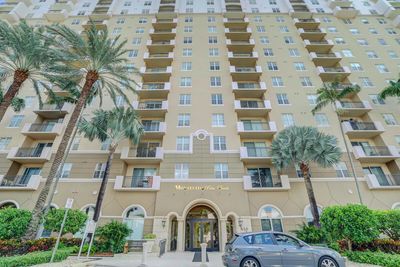 307 - 616 Clearwater Park Road, Condo with 1 bedrooms, 1 bathrooms and null parking in West Palm Beach FL | Image 2