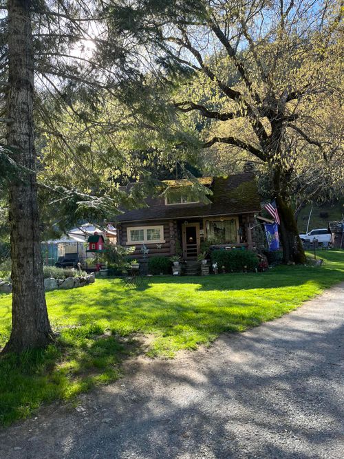 3554 Thompson Creek Road, Applegate, OR, 97530 | Card Image