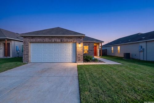 7663 Stud Dr, Elmendorf, TX, 78112-0840 | Card Image