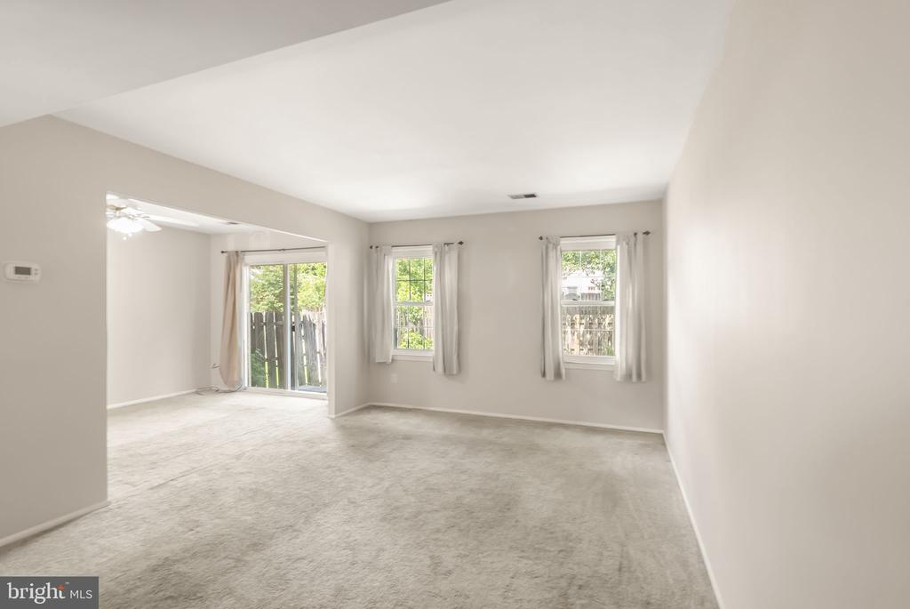Residential in SPRINGFIELD 2