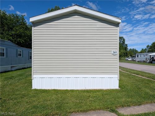 205 Larkstone Pl, Elyria, OH, 44035-8904 | Card Image