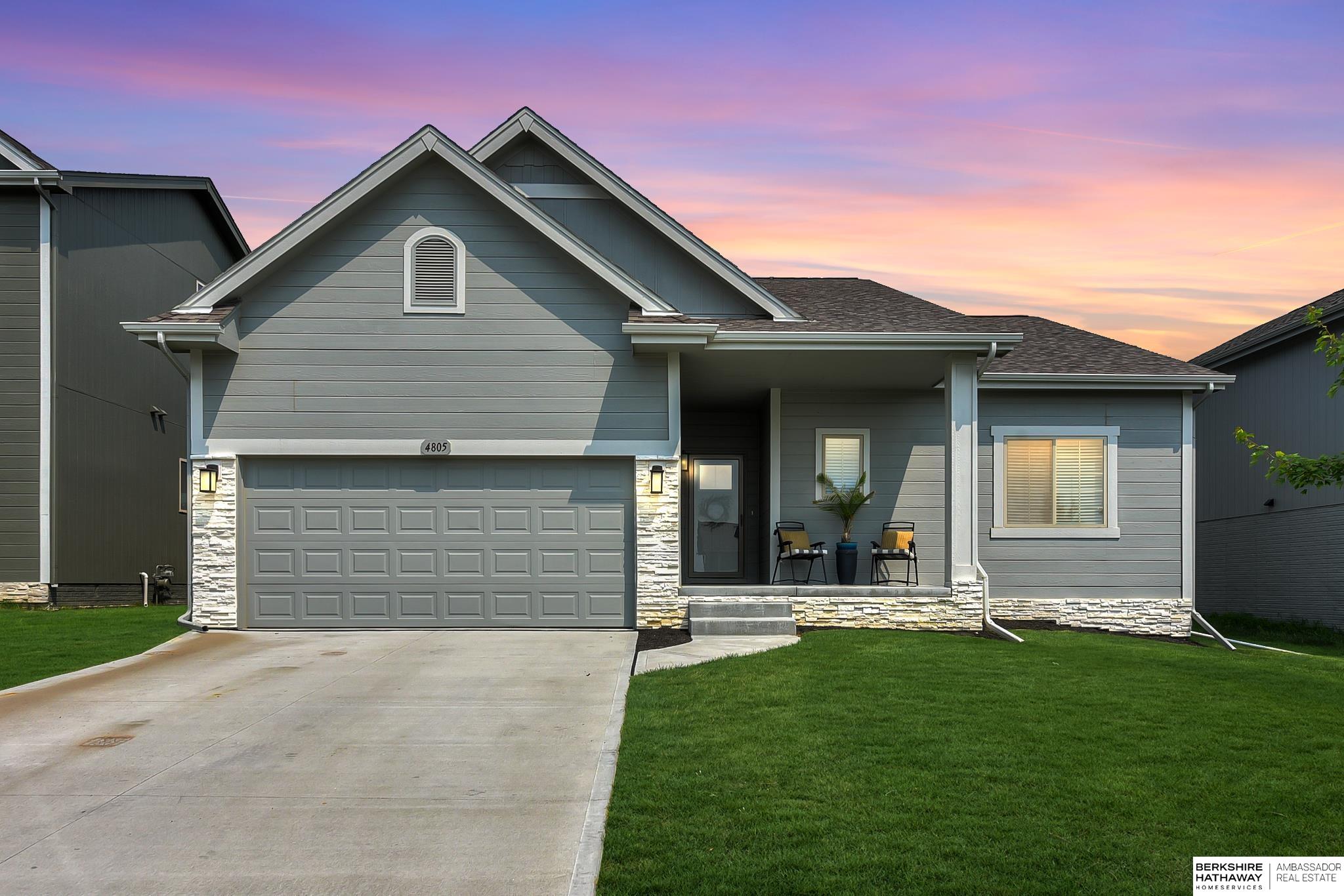 180th Ave, Elkhorn, NE 68022