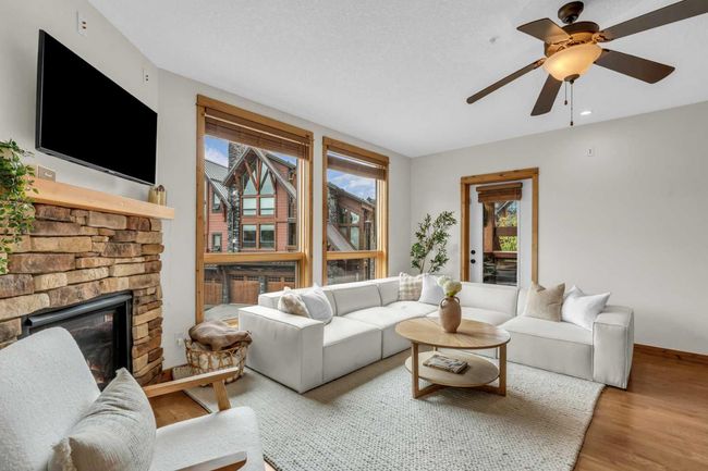 201 - 2100B Stewart Creek Dr, Condo with 2 bedrooms, 3 bathrooms and 1 parking in Canmore AB | Image 8