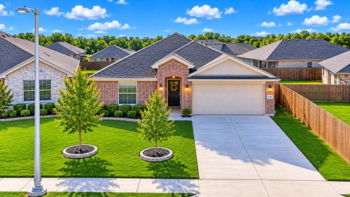 16729 Milwaukee St, Justin, TX, 76247-1310 | Card Image