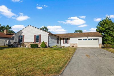 11930 Willowind Court, House other with 3 bedrooms, 2 bathrooms and null parking in Fort Wayne IN | Image 3