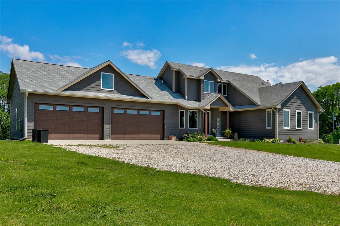 Glenwood Cir, Adel, IA 50003