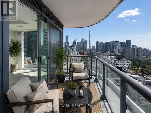 1810-280 Dundas Street W, Toronto (University), ON, M5T0E3 | Card Image