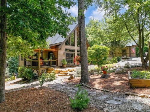 93-68 Woodgate Trl, Nebo, NC, 28761-5526 | Card Image