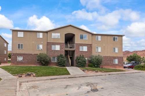 819 W 50 N, Richfield, UT, 84701-2469 | Card Image