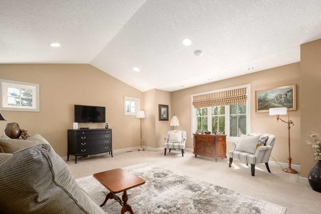 10 Spring Valley Pl Sw, House other with 5 bedrooms, 5 bathrooms and 6 parking in Calgary AB | Image 41