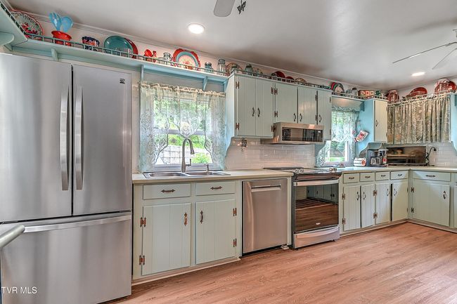 24483 Cave Creek Rd, House other with 5 bedrooms, 3 bathrooms and null parking in Abingdon VA | Image 23