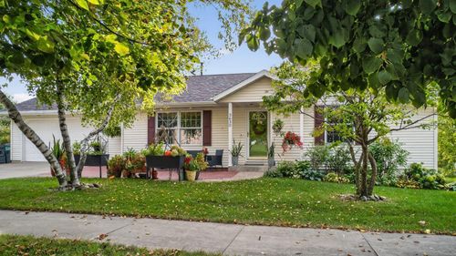 3630 Strathmore Ln Se, Rochester, MN, 55904-3224 | Card Image