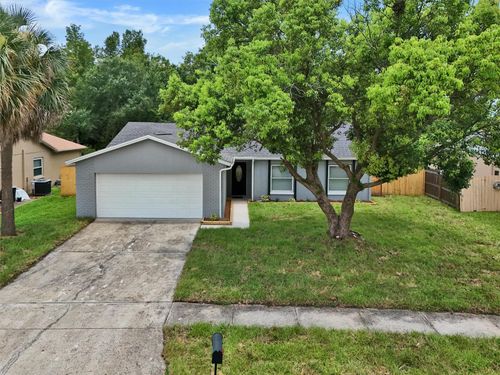4914 Oakshire Dr, TAMPA, FL, 33625-6615 | Card Image