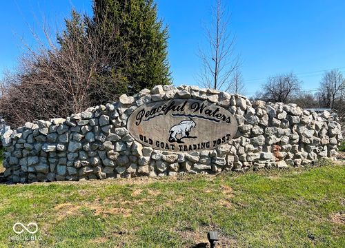 3559 N Us Highway 41, Bloomingdale, IN, 47832-8114 | Card Image