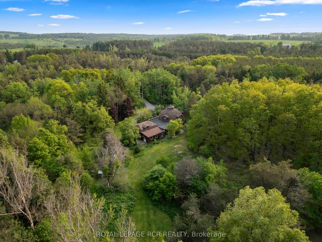 487151 Side Rd, House other with 8 bedrooms, 4 bathrooms and 15 parking in Mono ON | Image 4