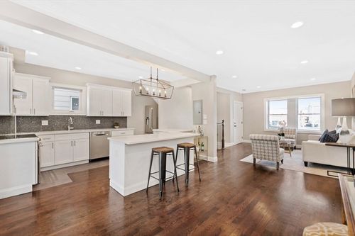 1-15 Richard St, Malden, MA, 02148-6511 | Card Image
