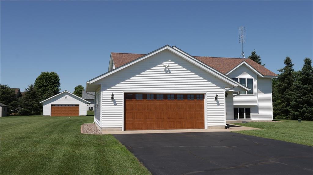 118th St, Chippewa Falls, WI 54729
