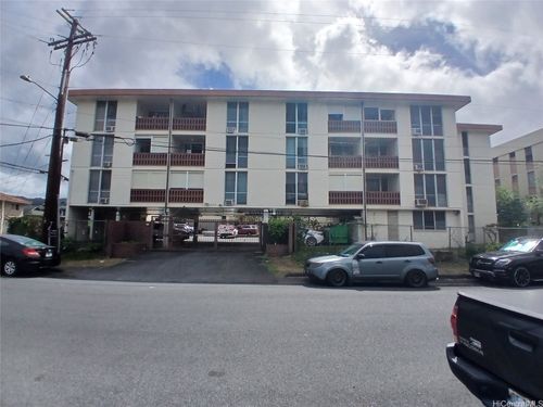 apt-305-750 Kanoa St, Honolulu, HI, 96817-3435 | Card Image