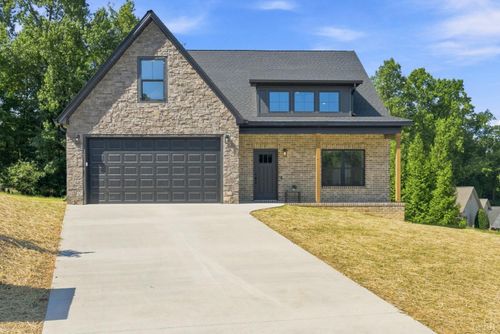 108 Madison Ave, Danville, VA, 24540-7813 | Card Image