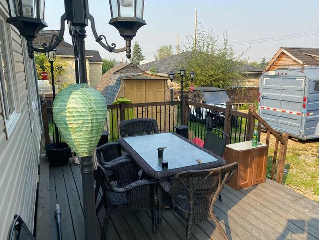 4909 51 Street, House other with 3 bedrooms, 2 bathrooms and 2 parking in Wanham AB | Image 21