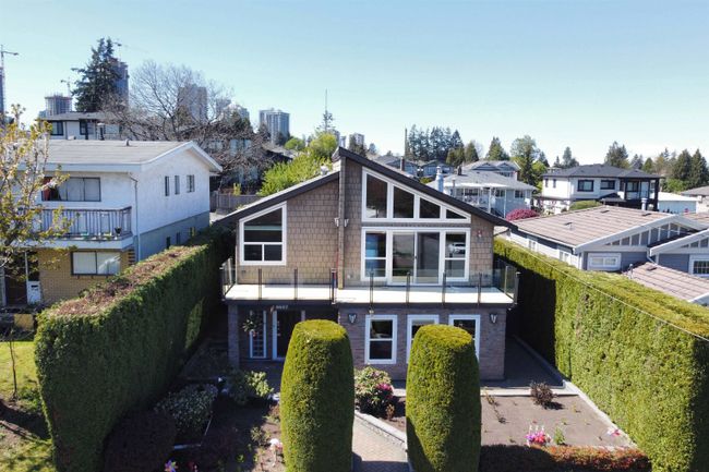 5657 Sussex Avenue, House other with 5 bedrooms, 3 bathrooms and 2 parking in Burnaby BC | Image 38