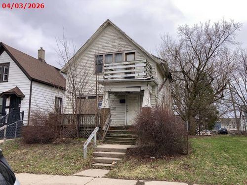 2818 N Palmer Ave, Milwaukee, WI, 53212 | Card Image